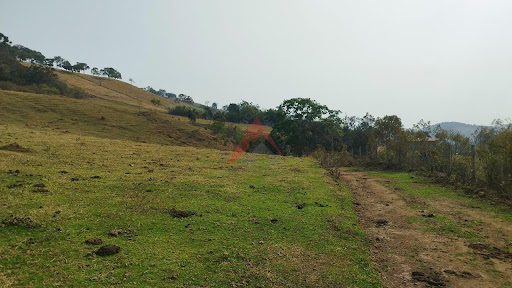 Sítio no Bairro Pinhalzinho  -  Camanducaia