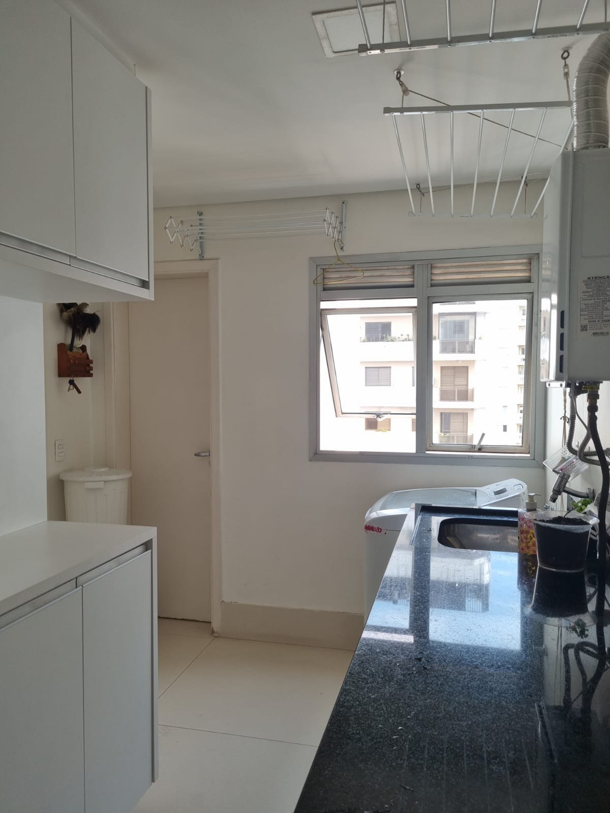 Apartamento à venda com 4 quartos, 4 suítes, 4 vagas e 178m² no Moema, São Paulo (SP) — foto 15 de 30