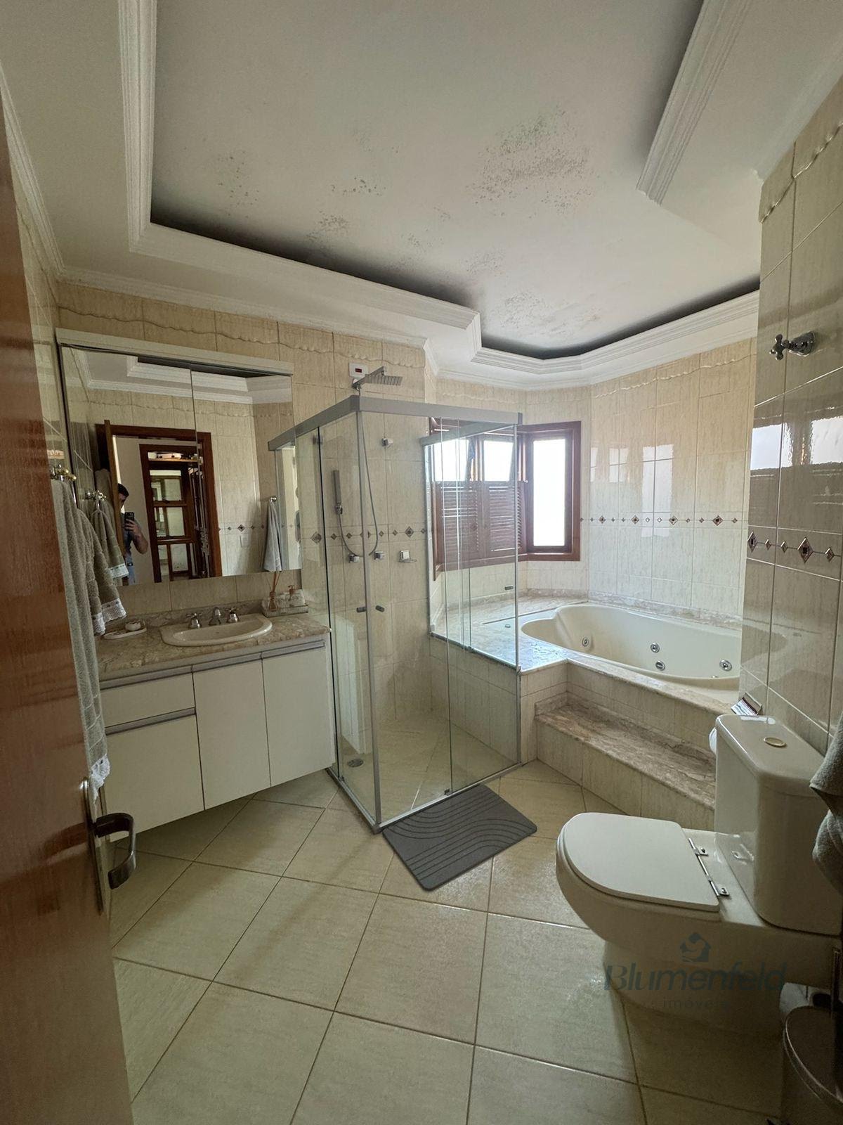 Casa à venda com 4 quartos, 1 suíte, 2 vagas e 400m² no Condomínio Arujazinho IV, Arujá (SP) — foto 17 de 30
