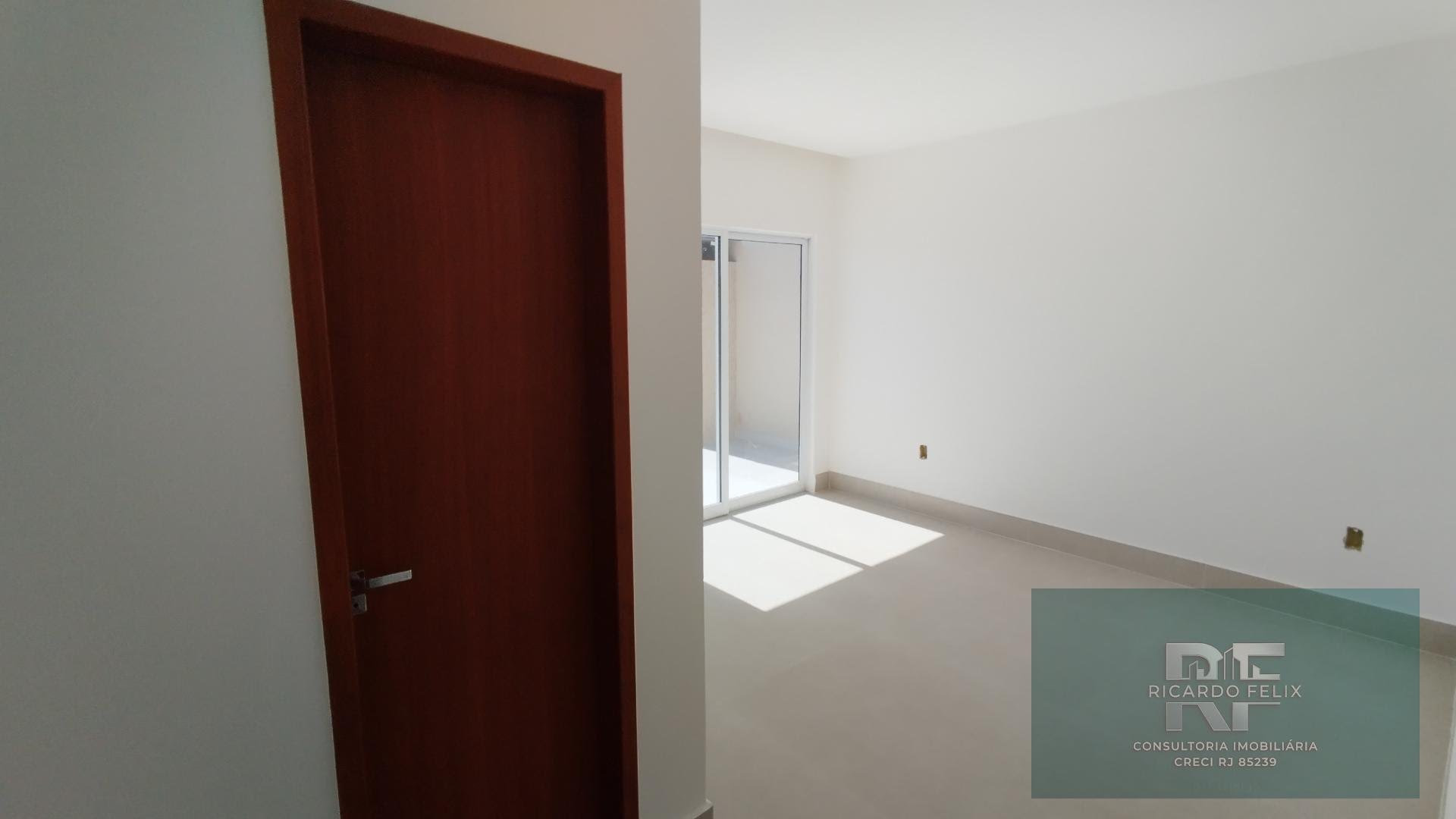 Casa à venda com 4 quartos, 4 suítes, 2 vagas e 180m² no Recreio, Rio das Ostras (RJ) — foto 22 de 27