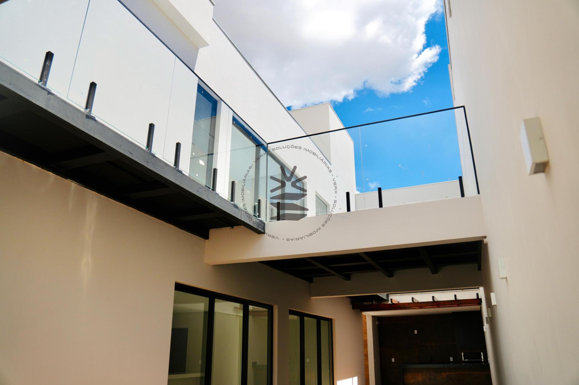 Casa à venda com 3 quartos, 2 suítes, 4 vagas e 236m² no Ouro Branco, Barreiras (BA) — foto 16 de 23