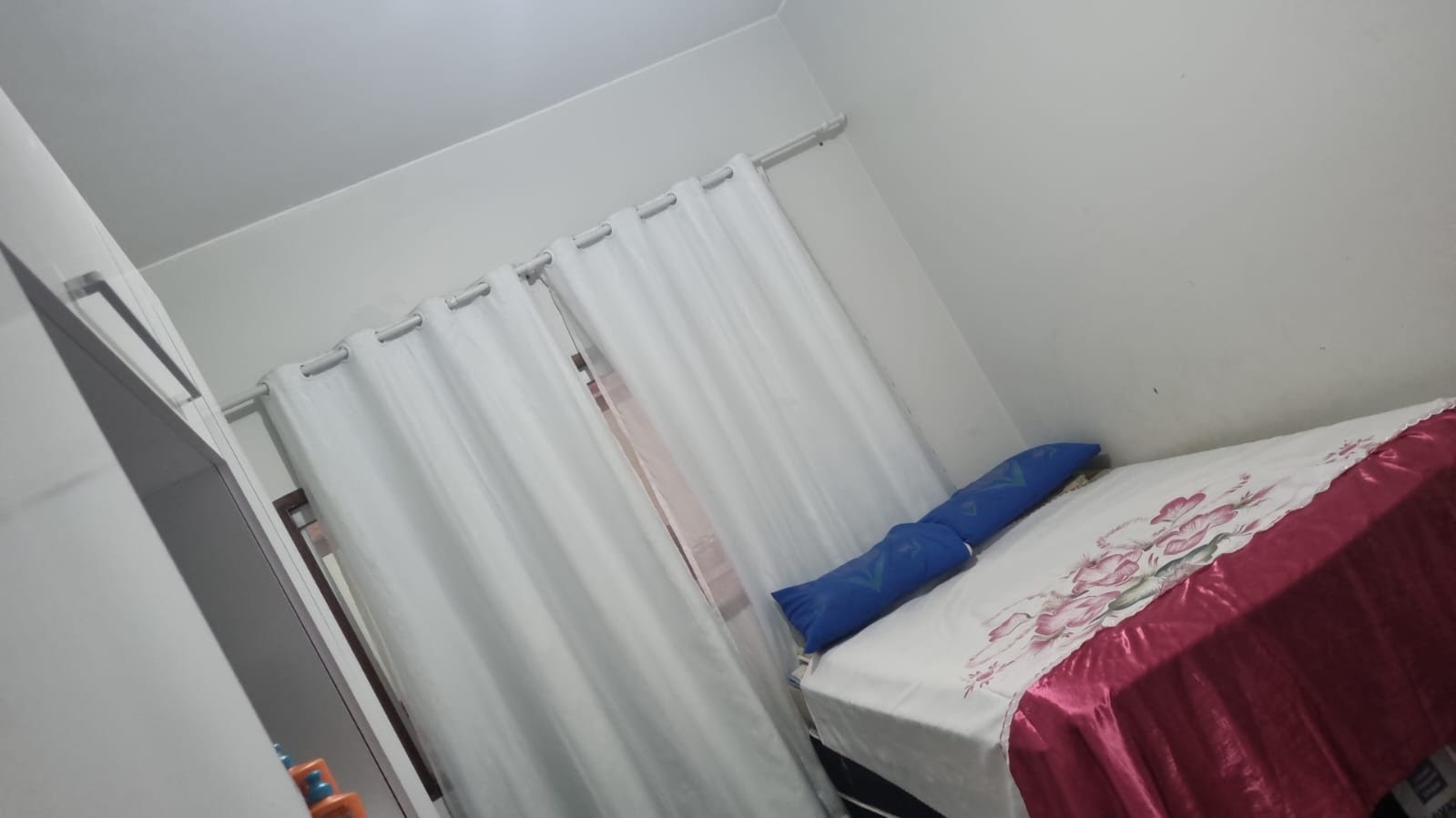 Casa à venda com 3 quartos, 1 suíte, 2 vagas e 160m² no Cdade Nova, Paracatu (MG) — foto 2 de 7