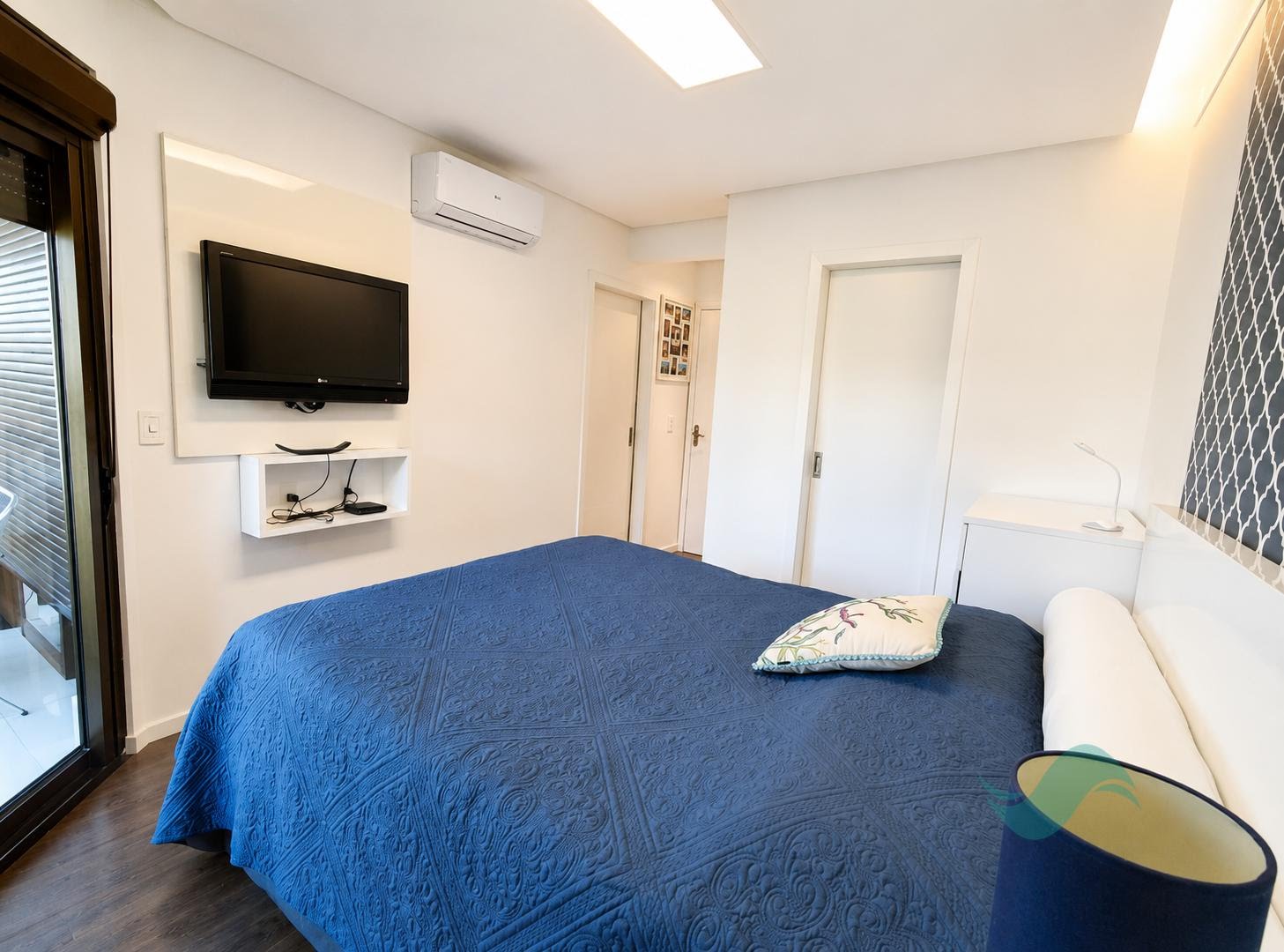 Suite 2