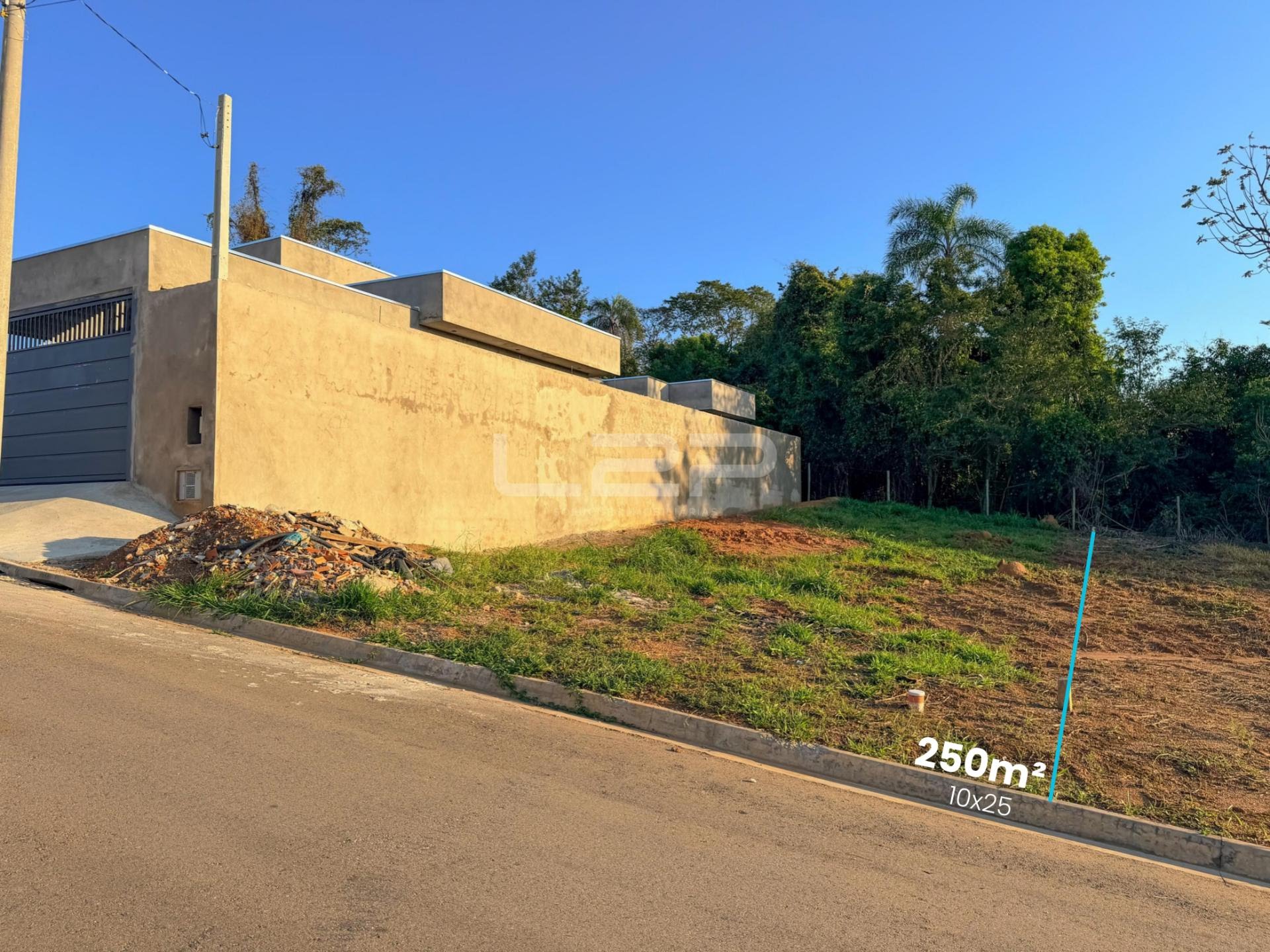 Terreno à venda com 250m² de terreno no Jardim Japão, Itupeva (SP) — foto 2 de 10