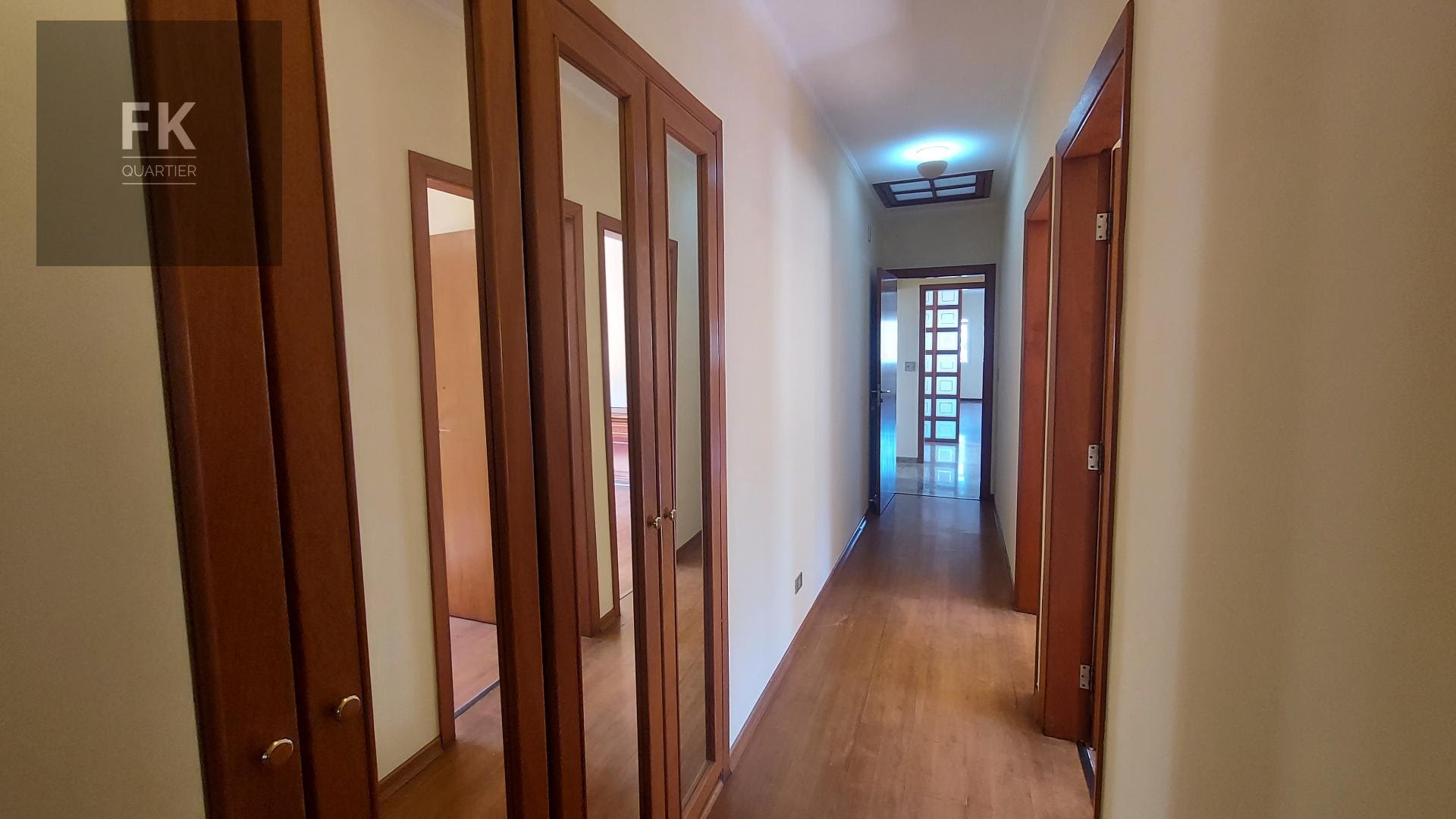 Casa à venda com 3 quartos, 1 suíte, 4 vagas e 275m² no Alphaville, Santana de Parnaíba (SP) — foto 20 de 30