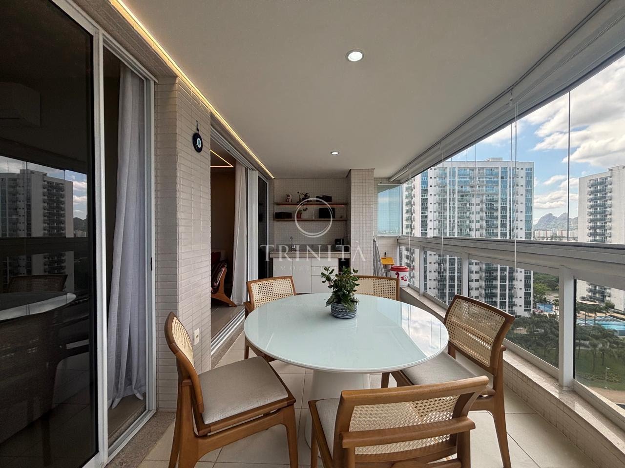 varanda-gourmet-apartamento-viure-ilha-pura