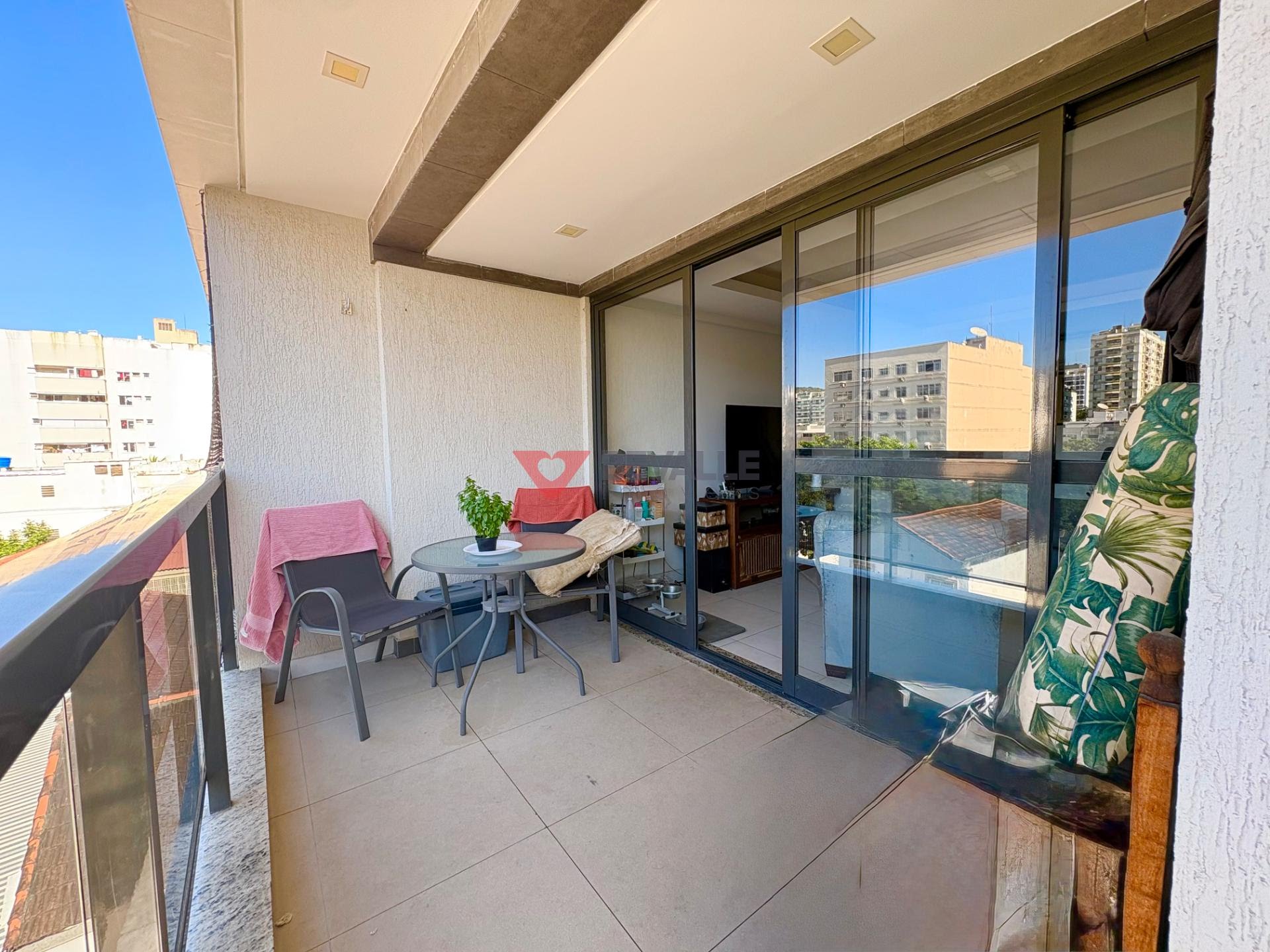 Apartamento à venda com 4 quartos, 4 suítes, 3 vagas e 151m² no Botafogo, Rio de Janeiro (RJ) — foto 2 de 30