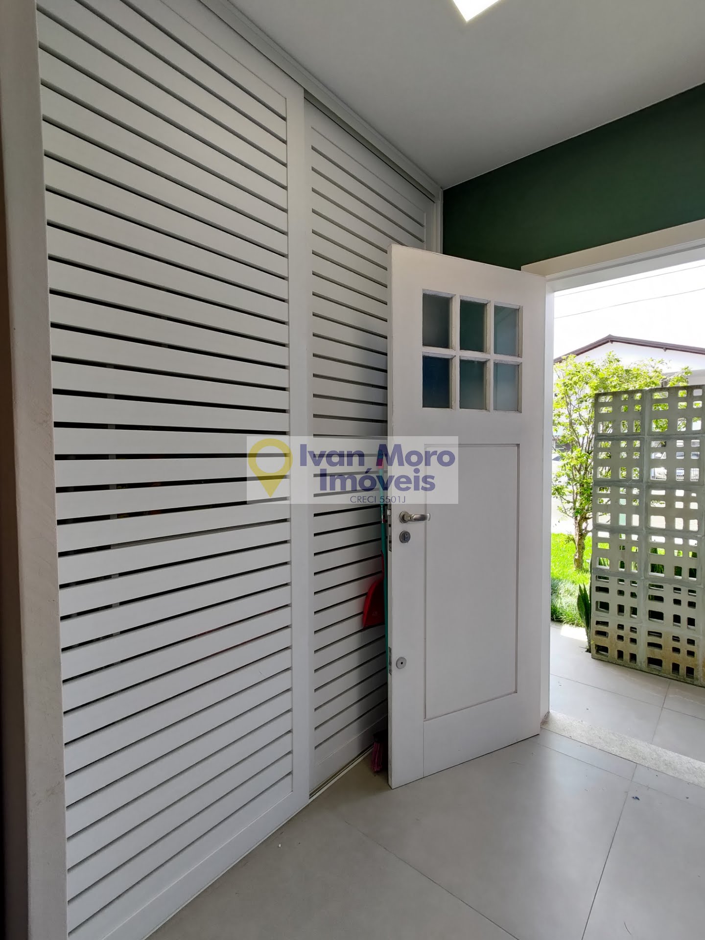 Casa para alugar com 4 quartos, 1 suíte e 3 vagas no Daniela, Florianópolis (SC) — foto 22 de 30
