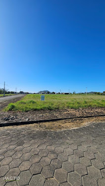 Terreno em Barro Vermelho, Araranguá, à venda por R$ 75.000. Ótima oportunidade!