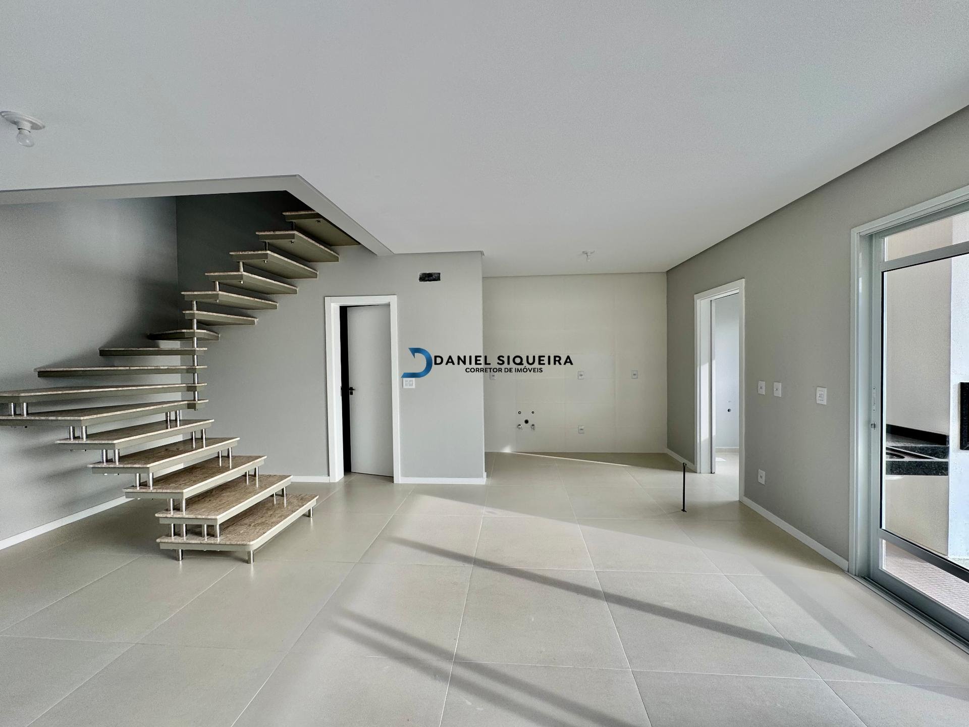 Casa à venda com 3 quartos, 3 suítes, 2 vagas e 189m² no Bairro Deltaville, Biguaçu (SC) — foto 5 de 28
