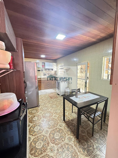 Casa 04 Dorm. em Bancários  -  Rio de Janeiro