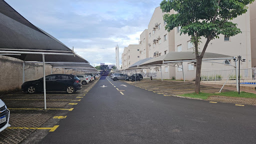 Apartamento 02 Dorm. em Parque Laranjeiras  -  Rio Verde