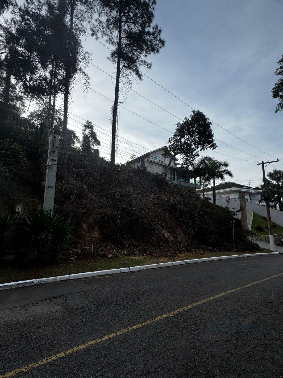 Terreno à venda com 1010m² de terreno no Arujázinho I, II e III, Arujá (SP) — foto 9 de 18