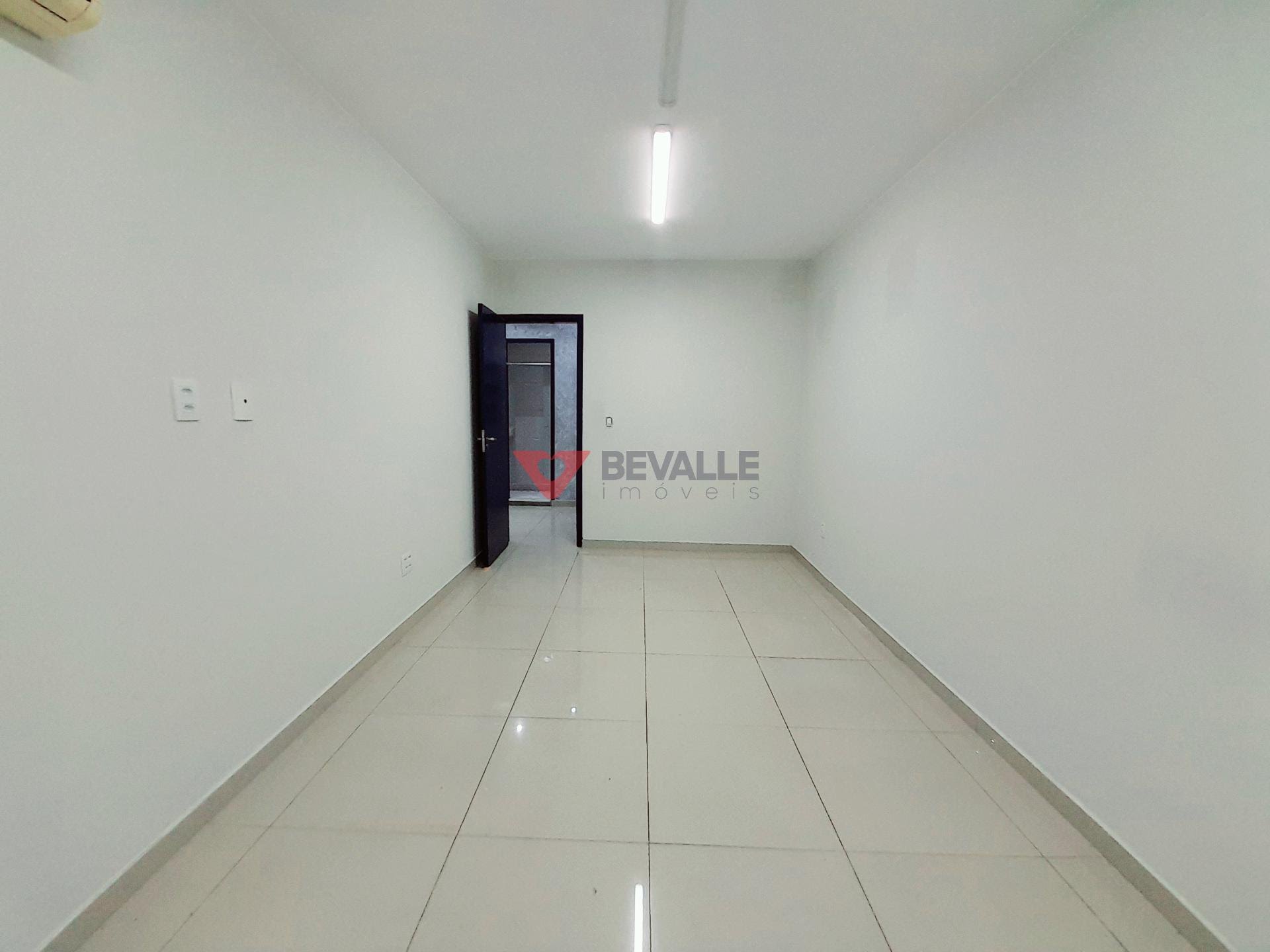 Apartamento à venda com 4 quartos, 3 banheiros e 154m² no Ipanema, Rio de Janeiro (RJ) — foto 8 de 30