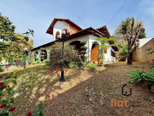 Casa de Alto Padrão no bairro São José, Pará de Minas | 6 Dormitórios