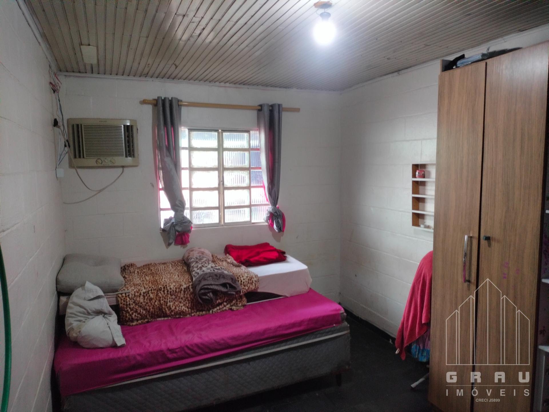Casa no Conjunto C  -  Foz do Iguaçu