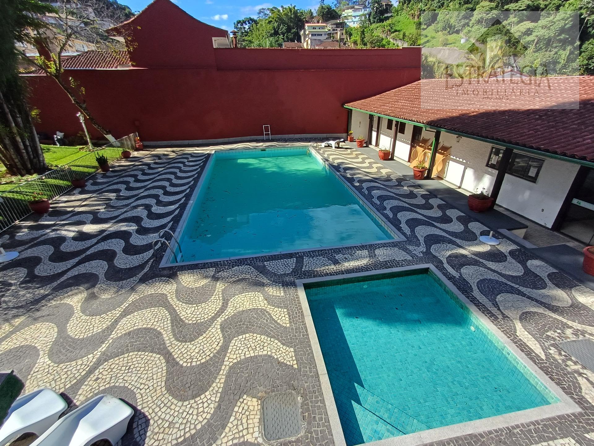 Apartamento à venda com 3 quartos, 1 suíte, 2 vagas e 120m² no Valparaíso, Petrópolis (RJ) — foto 19 de 28