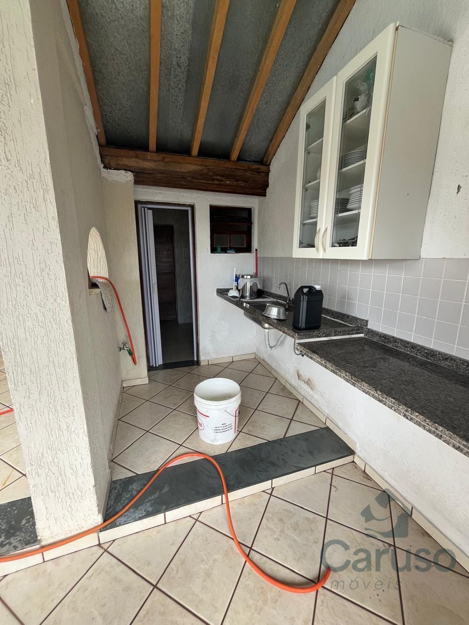 Casa à venda com 4 quartos, 1 suíte, 2 vagas e 230m² no Condomínio Country Club, Arujá (SP) — foto 10 de 23