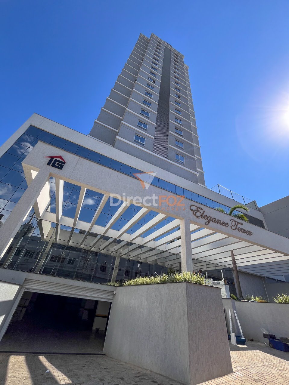 Apartamento à Venda na Elegance Tower - Foz do Iguaçu/PR