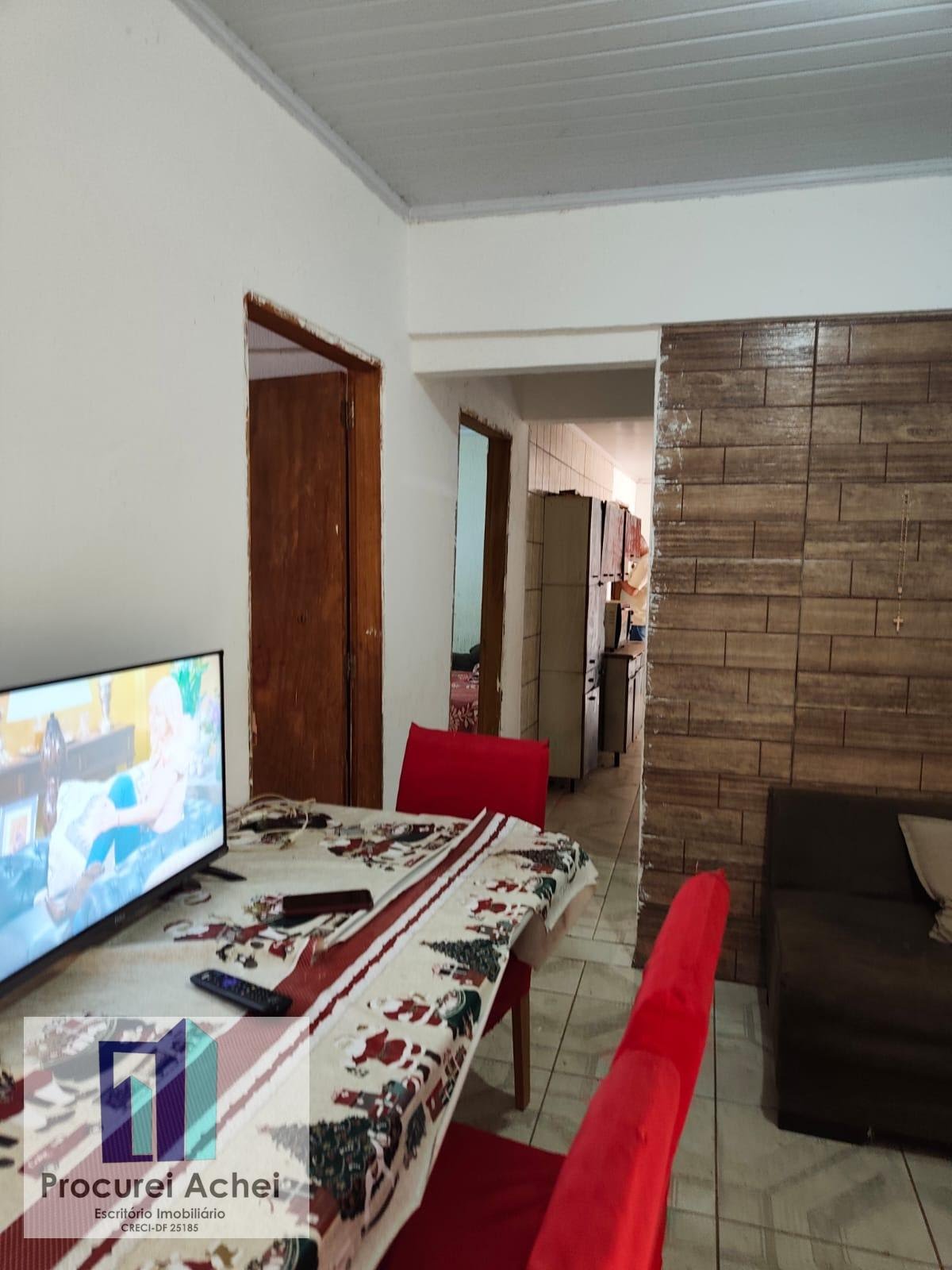 Casa à venda com 4 quartos, 1 suíte, 2 vagas e 128m² no Jardim Roriz (planaltina), Planaltina (DF) — foto 2 de 10
