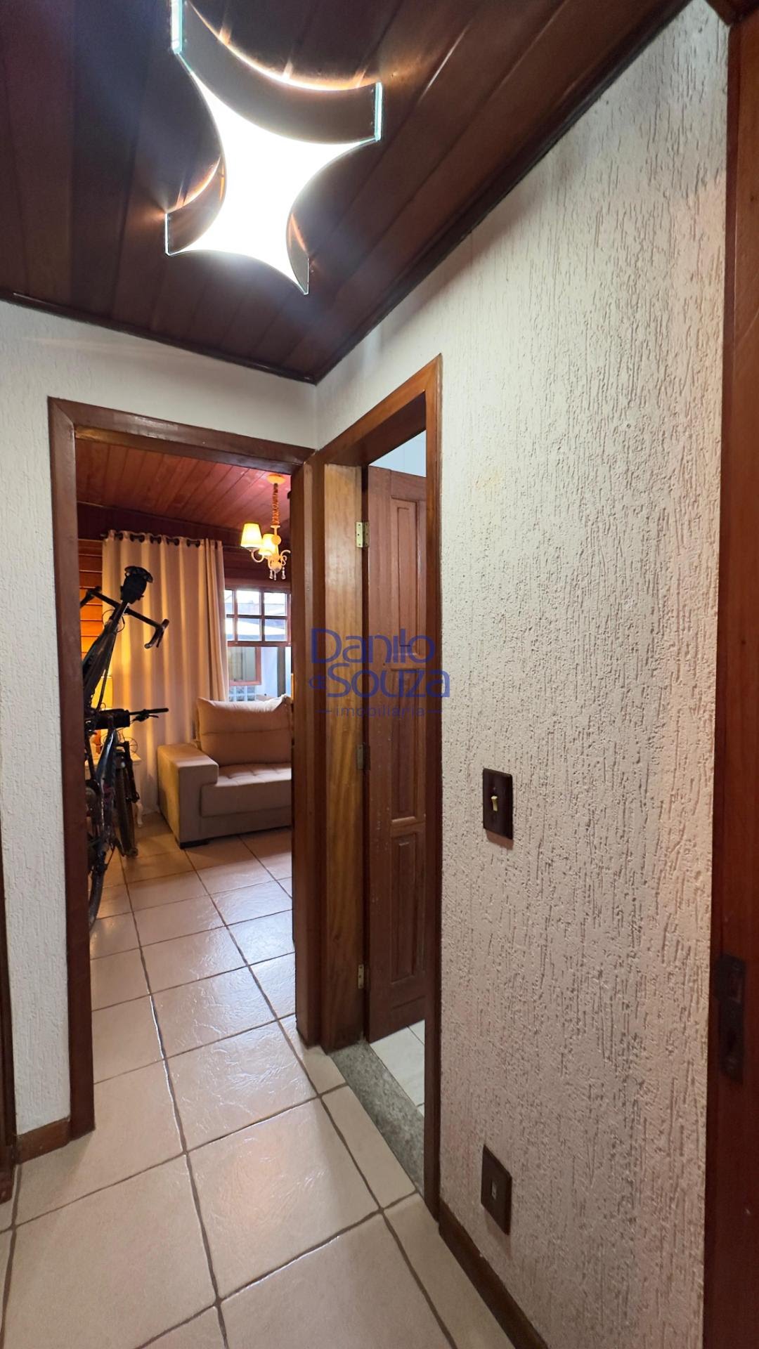 Casa à venda com 3 quartos, 3 suítes, 1 vaga e 190m² no Centro, Araxá (MG) — foto 5 de 22