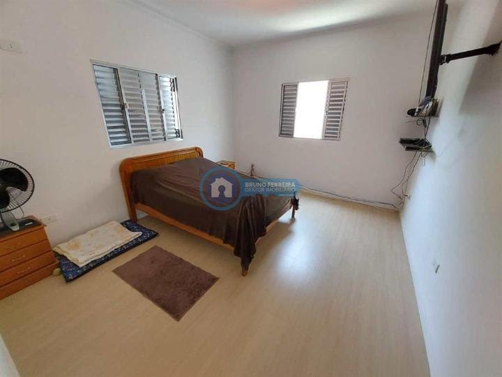 Casa à venda com 3 quartos, 3 banheiros, 2 vagas e 163m² no Jardim Adriana, Guarulhos (SP) — foto 8 de 18