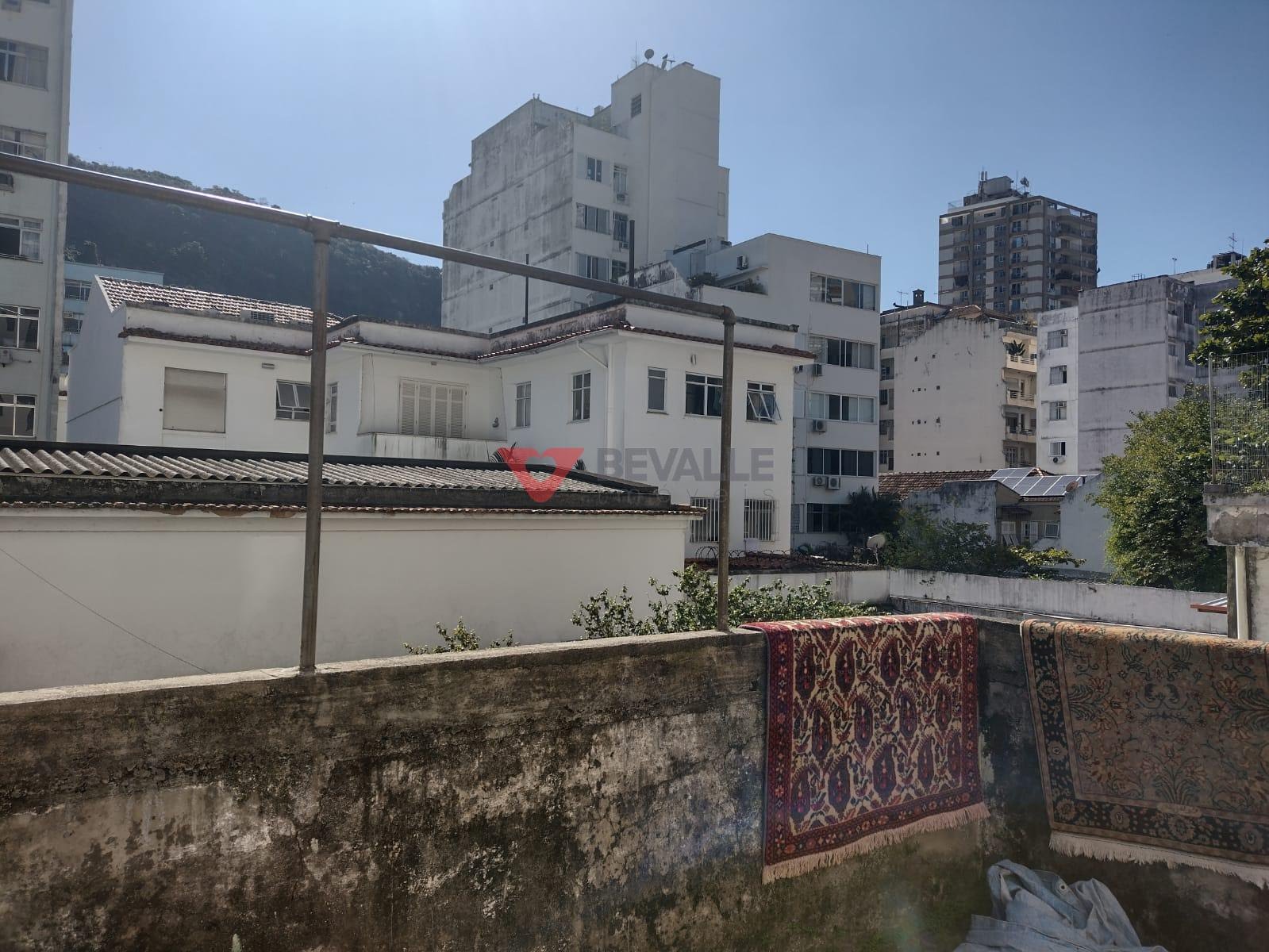 Casa à venda com 6 quartos, 2 banheiros, 6 vagas e 320m² no Botafogo, Rio de Janeiro (RJ) — foto 19 de 23