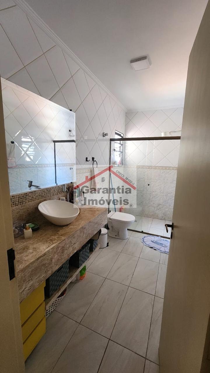 Casa à venda com 5 quartos, 1 suíte, 4 vagas e 198m² no Cipava, Osasco (SP) — foto 24 de 30
