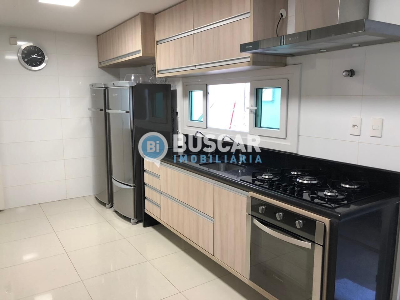 Casa à venda com 3 quartos, 3 suítes, 2 vagas e 150m² no Lagoa Salgada, Feira de Santana (BA) — foto 9 de 30
