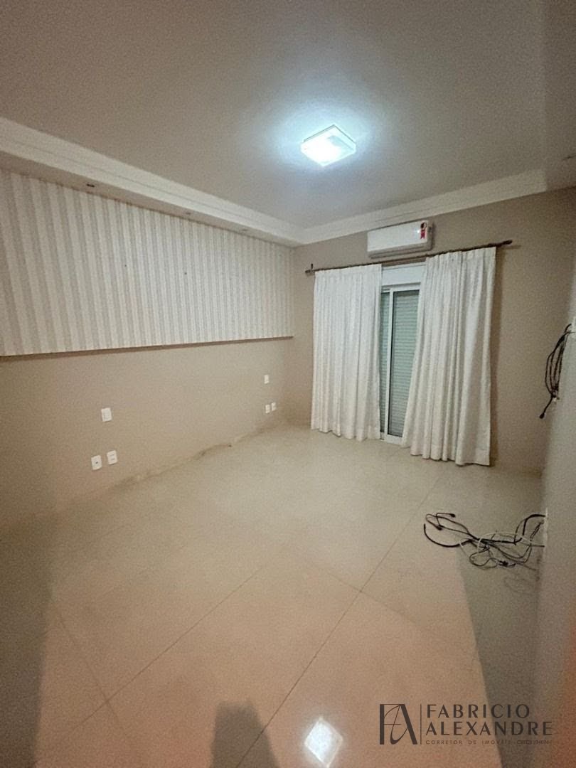 Casa à venda com 3 quartos, 3 suítes, 4 vagas e 250m² no Parque Residencial Damha IV, São José do Rio Preto (SP) — foto 7 de 18