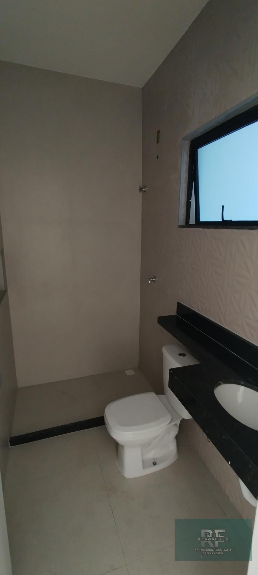 Casa à venda com 3 quartos, 3 suítes, 1 vaga e 153m² no Costazul, Rio das Ostras (RJ) — foto 8 de 30