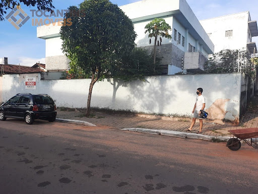 Prédio Inteiro em Bairro São João  -  Araguaína