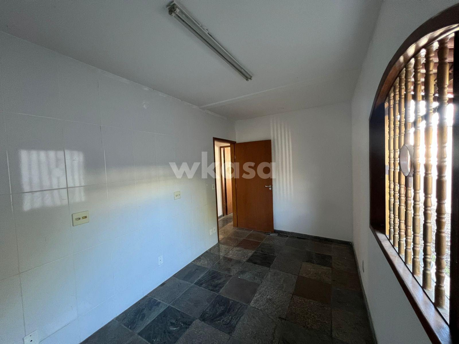 Comercial à venda com 6 banheiros, 1 vaga e 600m² no Parque Residencial Laranjeiras, Serra (ES) — foto 11 de 30