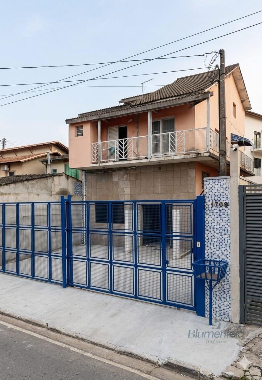 Casa à venda com 2 quartos, 1 banheiro, 6 vagas e 70m² no Jordanópolis, Arujá — foto principal