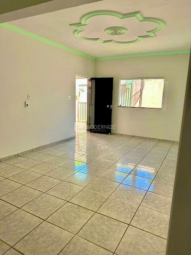 Casa Comercial em Margon II  -  Catalão