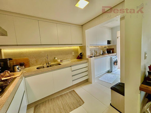 Apartamento no bairro Kobrasol  -  São José