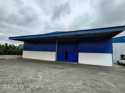 Pavilhão para locação em Cidade Alta, Araranguá, com 720m² e 1 banheiro. Aluguel por R$ 11.000.