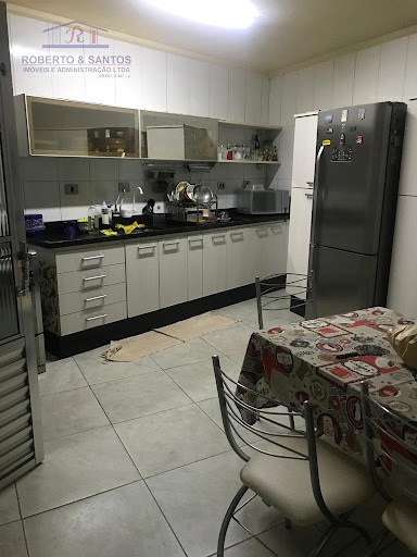 Cozinha com armários