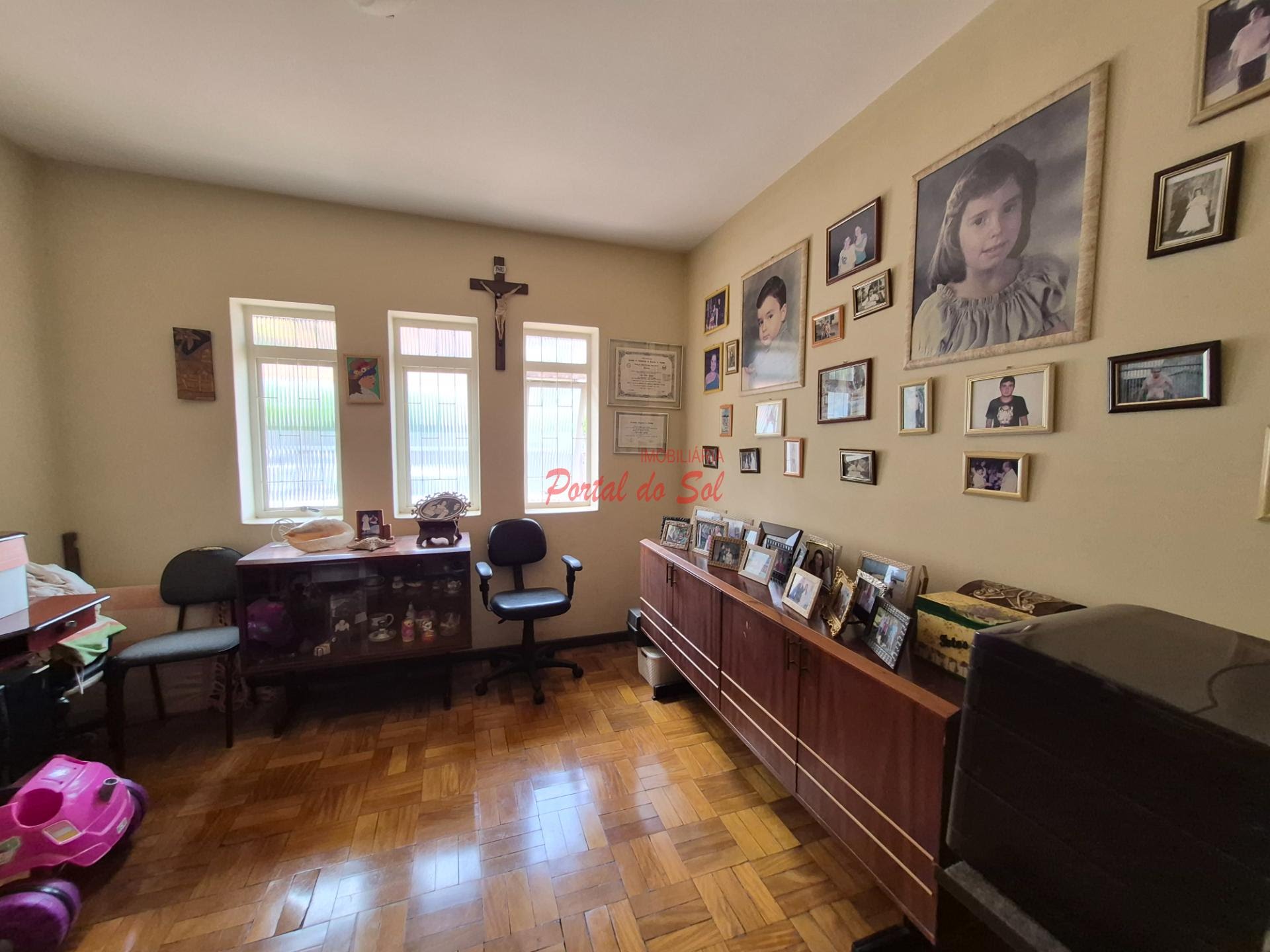 Casa à venda com 3 quartos, 1 suíte, 2 vagas e 236m² no Centro, Santo Antônio da Platina (PR) — foto 3 de 9