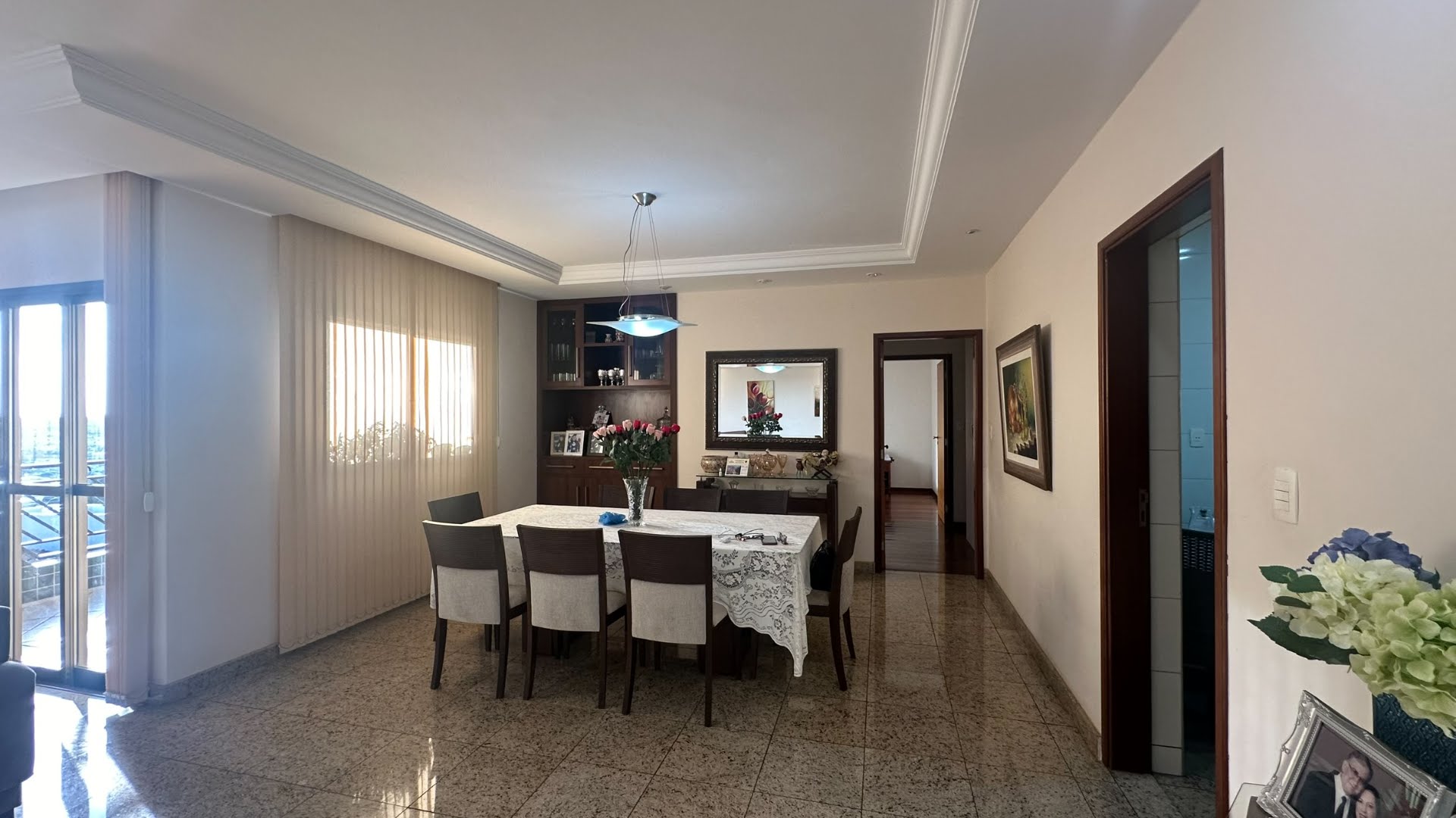 Apartamento à venda com 3 quartos, 1 suíte, 2 vagas e 161m² no Centro, Araxá (MG) — foto 3 de 14
