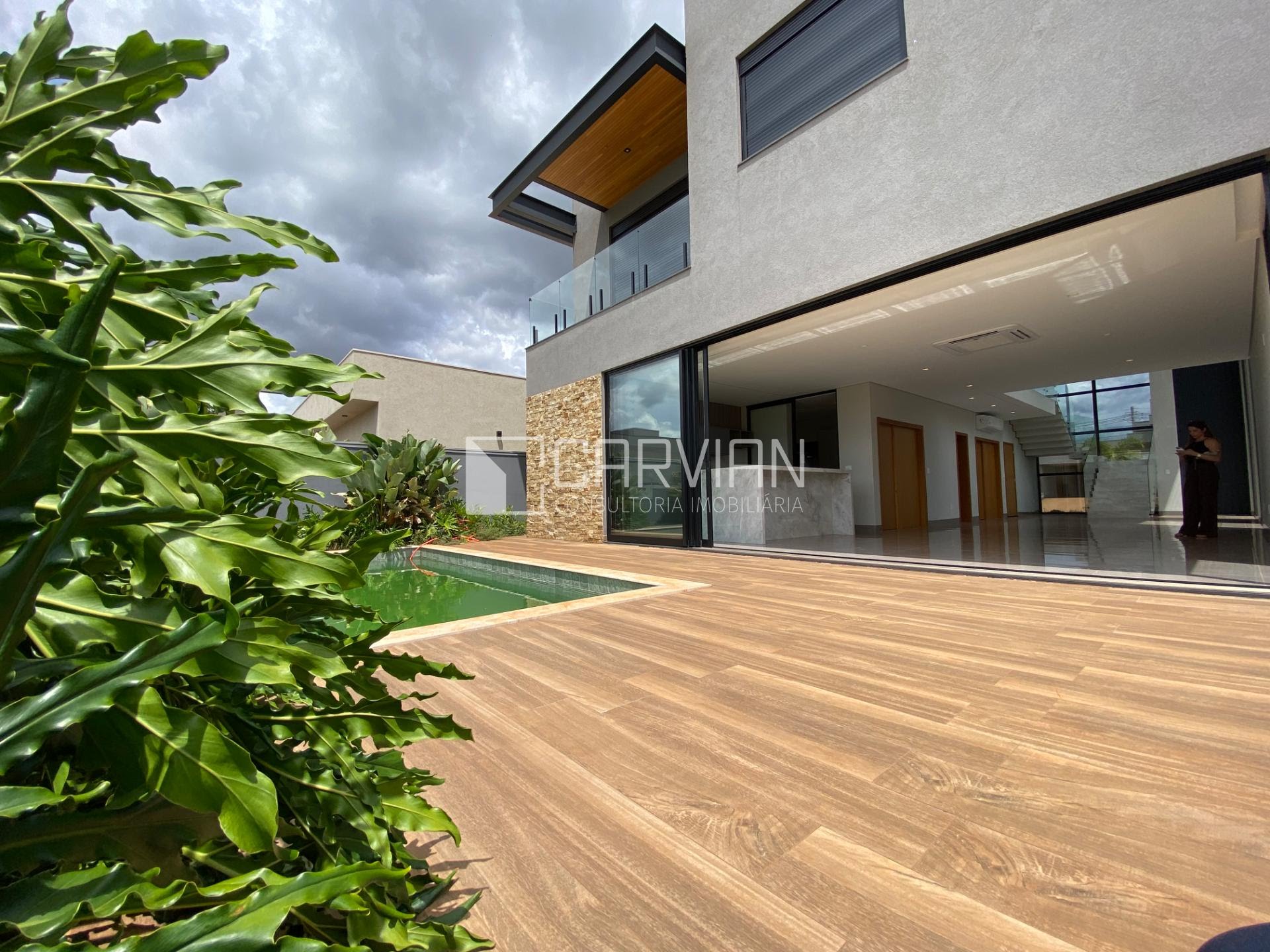 Casa à venda com 3 quartos, 6 banheiros, 4 vagas e 310m² no Vila do Golfe, Ribeirão Preto — foto principal