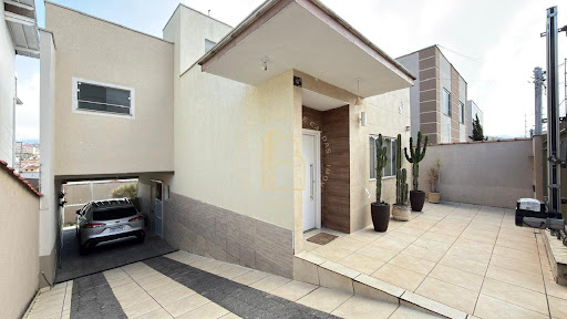 Casa em Jardim Amaryllis  -  Poços de Caldas