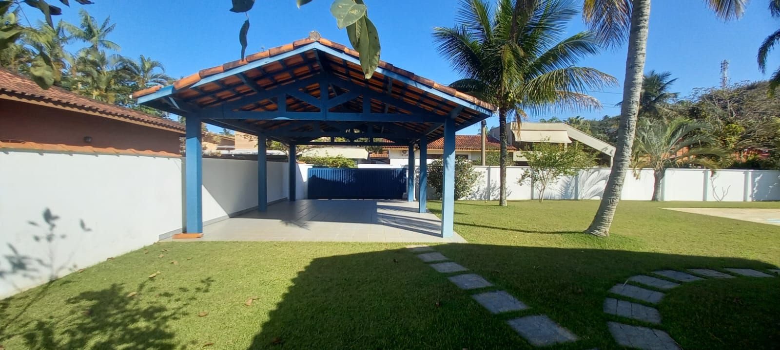 Casa à venda com 4 quartos, 3 banheiros, 6 vagas e 327m² no Tenório (praia Vermelha), Ubatuba (SP) — foto 3 de 16