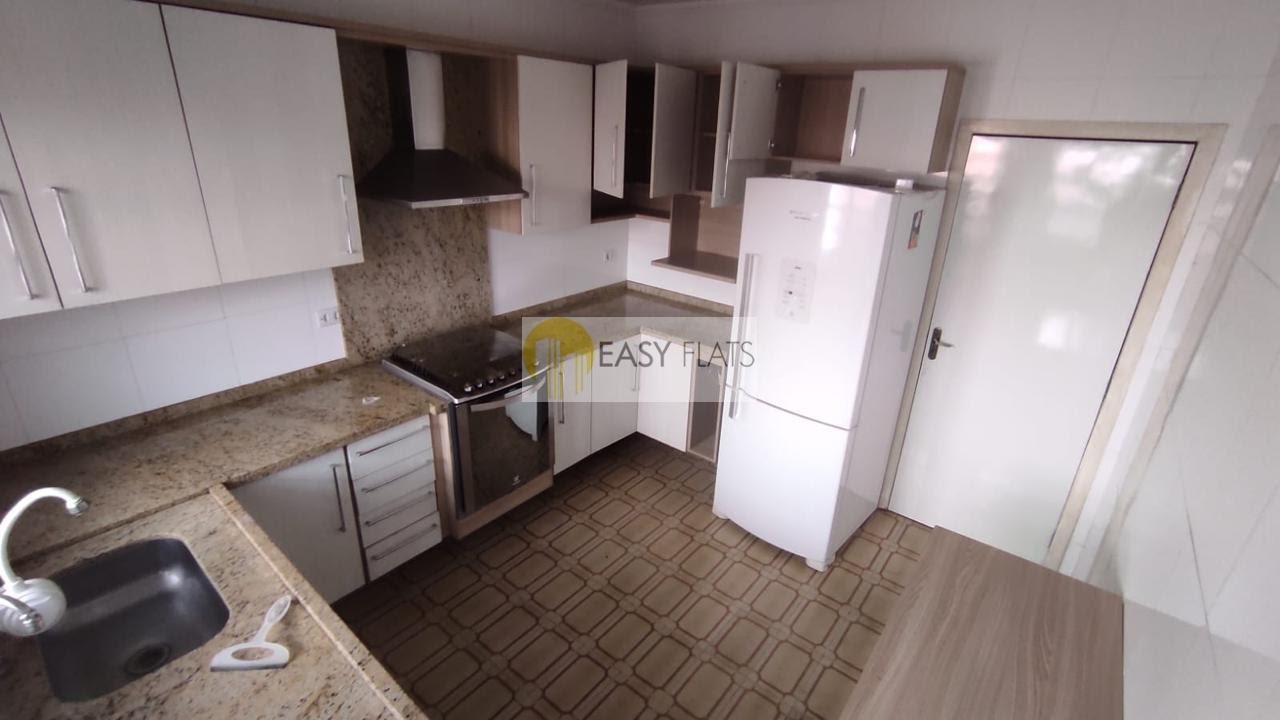 Casa à venda com 3 quartos, 1 suíte, 4 vagas e 250m² no Jardim Santa Terezinha, Taboão da Serra (SP) — foto 7 de 30