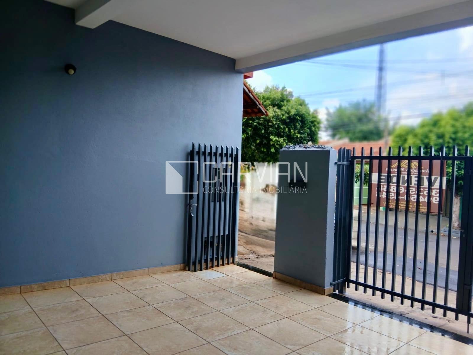 Casa à venda com 2 quartos, 1 suíte, 2 vagas e 138m² no Jardim Zara, Ribeirão Preto (SP) — foto 2 de 17