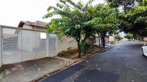 Casa de 3 quartos 3 banheiros e 2 vagas à venda no Jardim Arroyo - São José do Rio Preto, SP