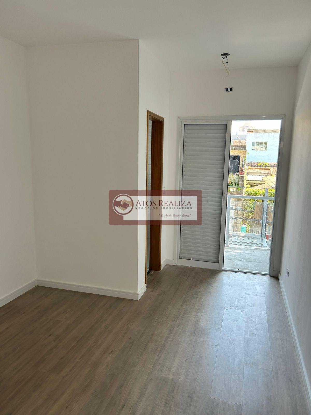 Casa à venda com 3 quartos, 2 banheiros, 2 vagas e 141m² no Campo Grande, São Paulo — foto principal