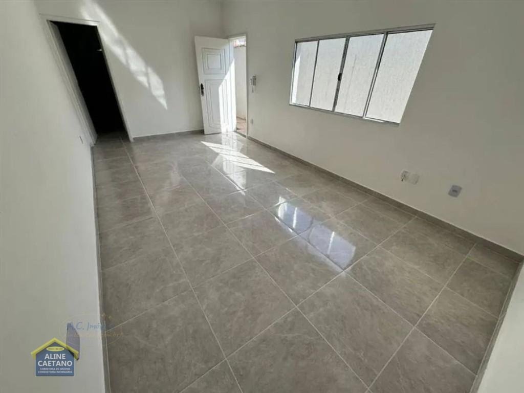 Casa à venda com 3 quartos, 1 suíte, 2 vagas e 194m² no Guilhermina, Praia Grande (SP) — foto 13 de 20