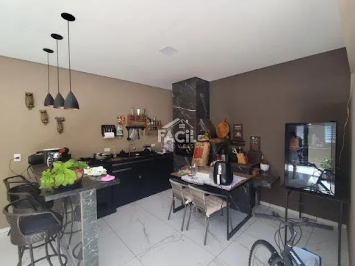 Casa à venda no Jardim Montevideu, 3 quartos, 161m²