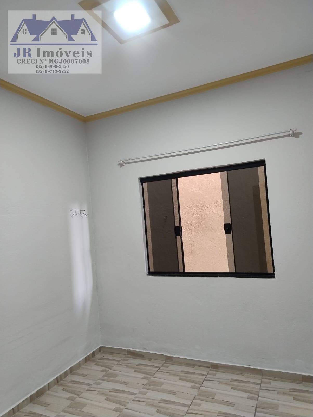 Casa à venda com 5 quartos e 2 banheiros no São José, Pedralva (MG) — foto 22 de 23